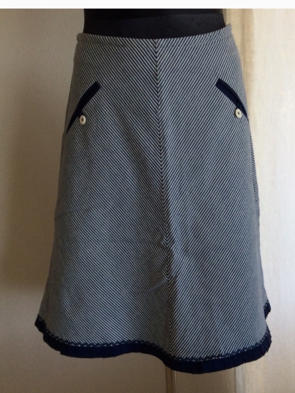 Anthropologie Blue & White Sitwell Striped Skirt size 10